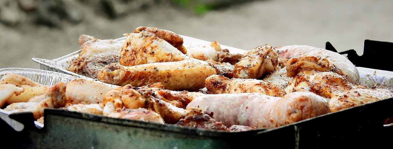 Pollo in vaschetta biologico o convenzionale: le differenze reali