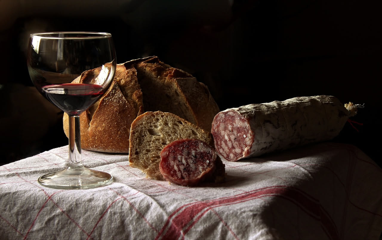 Il salame: fermentazione contro conservanti chimici