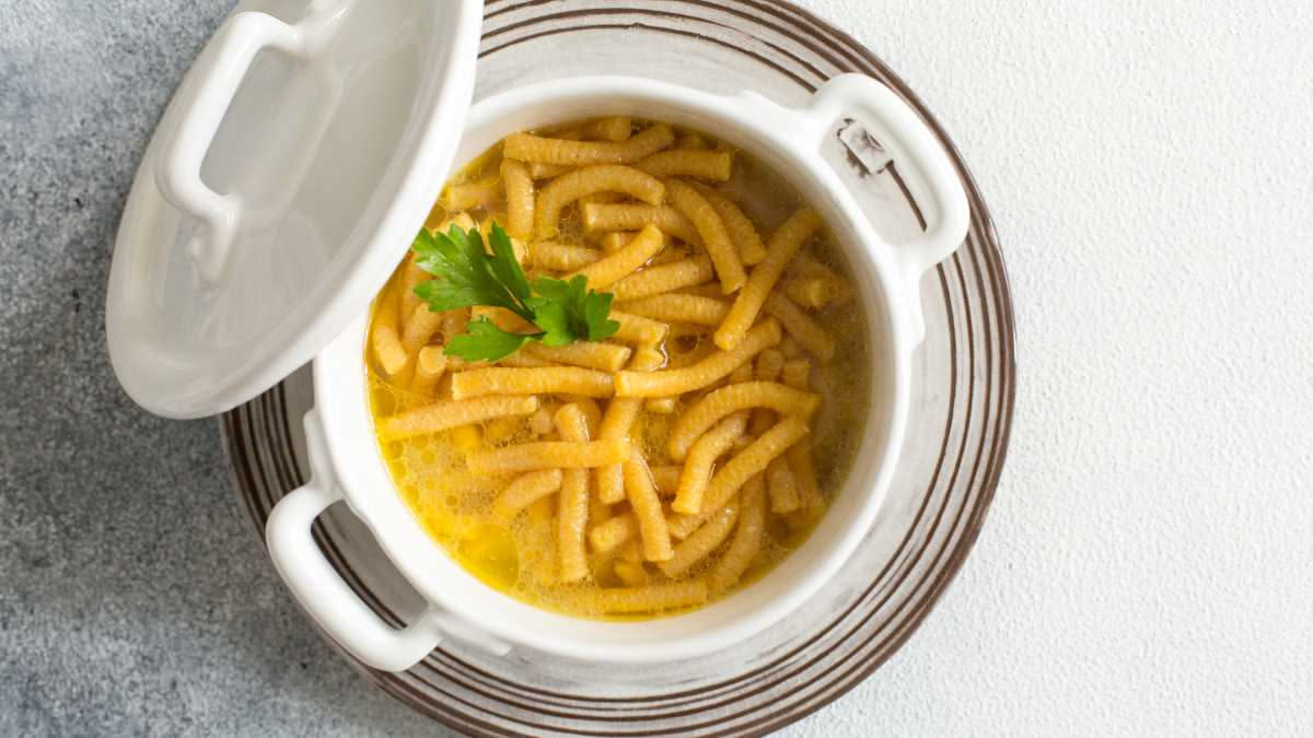 Dalla Puglia alla tavola: come arriva la pasta italiana in scatola