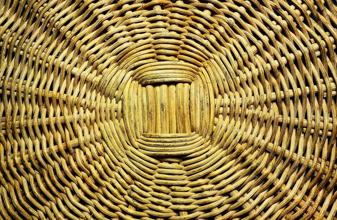 Pulire le sedie di paglia: i metodi tradizionali che conservano il materiale