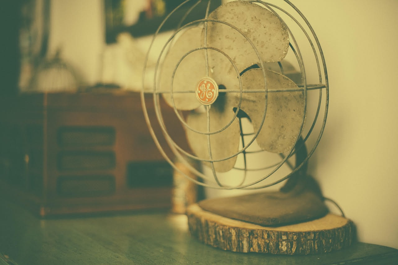 Come pulire il ventilatore dalla polvere: i consigli utili
