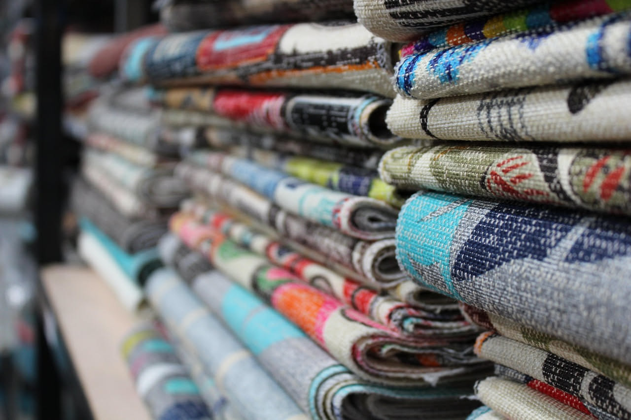 Che cosa racconta il rovescio di un tessuto jacquard
