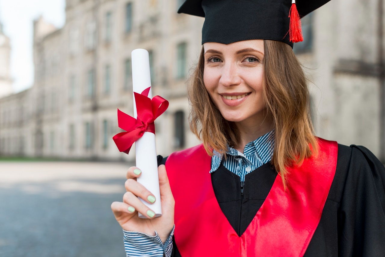 Riscatto della laurea per la pensione, dal 2026 vale meno e penalizza chi ha studiato
